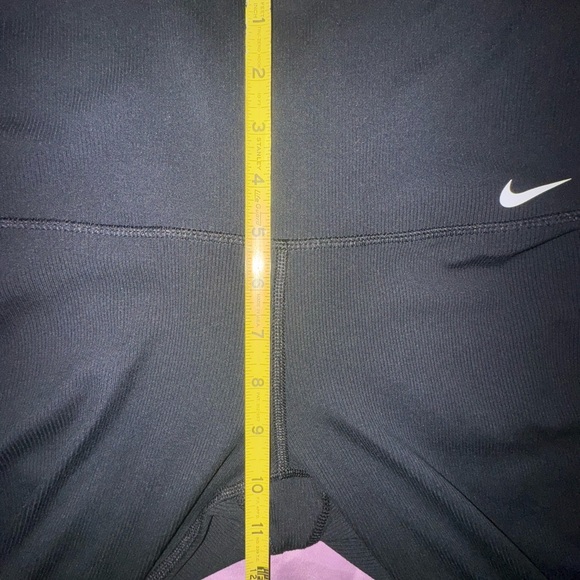 Nike dri fit open ankle bow pants. Size Medium. (Fits more like small) EUC - Picture 8 of 11